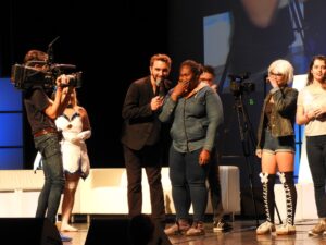 Nico hypnotiseur Spectacle Tours 37 Hypnose animation scène show